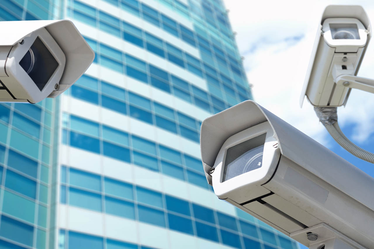 Ciberdelincuentes venden acceso a las cámaras de vigilancia Hikvision